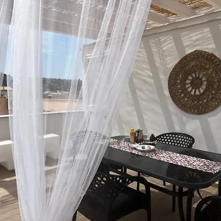 公寓 Sicily Con Piscina