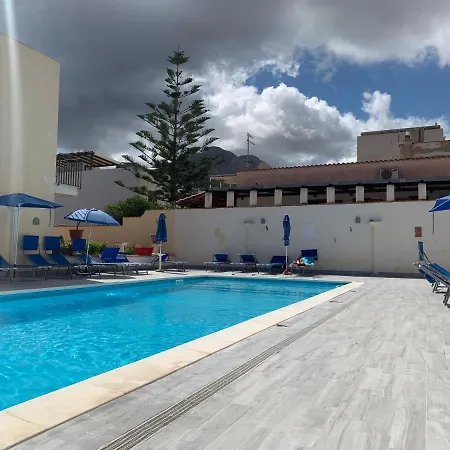Sicily Con Piscina * 圣维托罗卡波