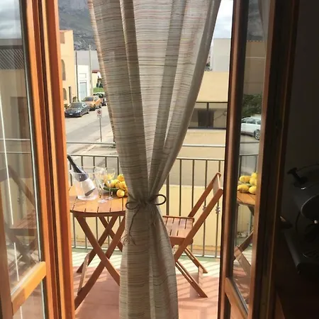 公寓 Sicily Con Piscina