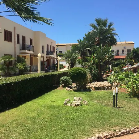 公寓 Sicily Con Piscina *