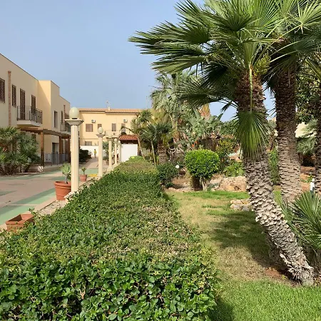 Sicily Con Piscina 公寓